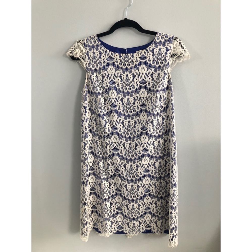 Lace dress